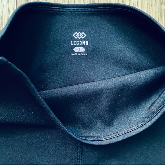 Black Bike Shorts 5” Inseam w. Phone Pocket NWT - Size S - Picture 5 of 7